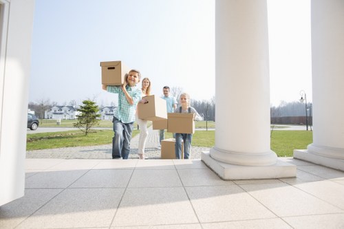 Local moving support for homes and flats in West Kensington